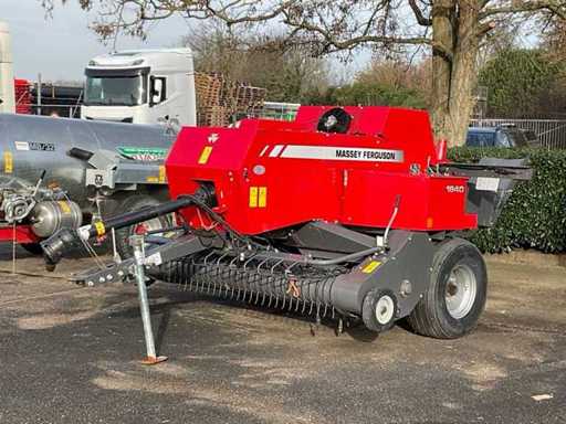 Baler Massey Ferguson 1840 2020