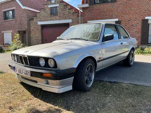 BMW E30/316i 1990