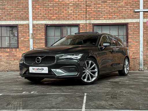 Volvo V60 2.0 T4 Moment.Pro 188pk 2019, ZP-740-L