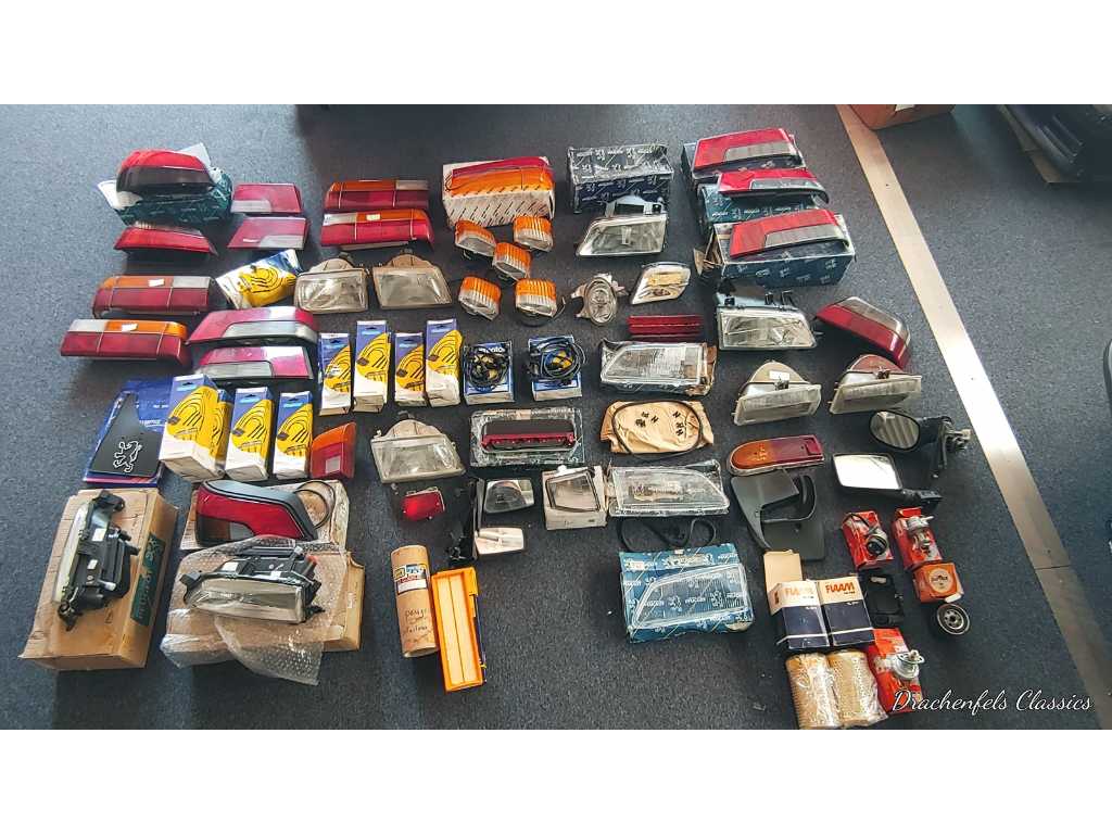 Peugeot parts package (young and classic cars) approx. 70 parts