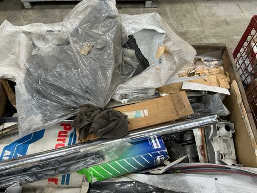 Batch of various parts