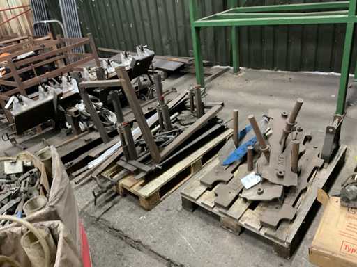 Un lot de plăci de prindere