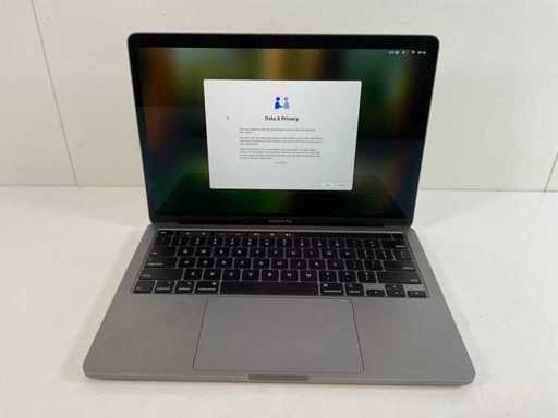 Apple MacBook Pro 13", QuadCore i5, 16GB RAM, 500GB NVMe Laptop
