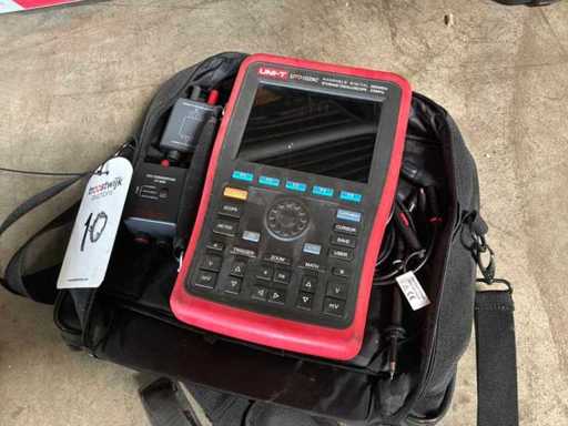 Multimètre UNI-T UTD1025C