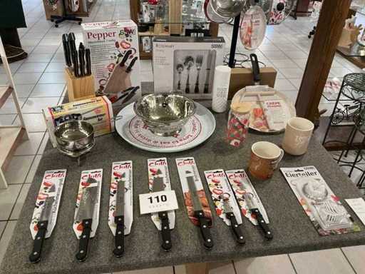 Various kitchen utensils