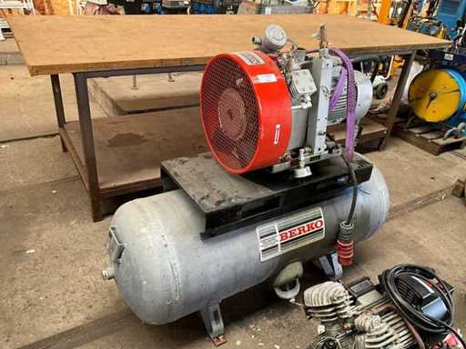 Compressore a pistone Berko 2006