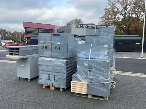 Mobilier d’atelier par lots