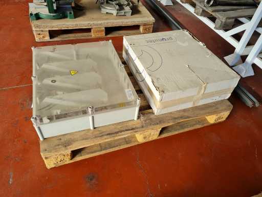 PRONUTEC Charge von 2 Hausanschlussdosen