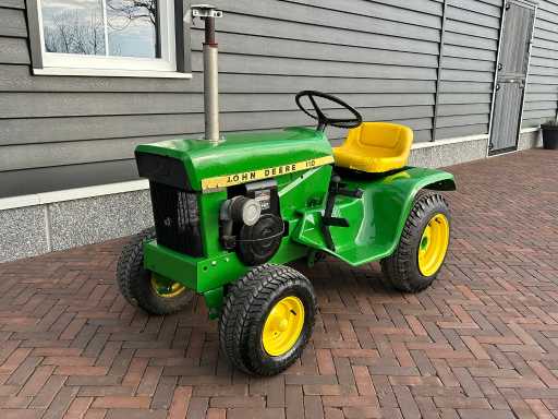 John Deere 110 Traktor ogrodowy Oldtimer