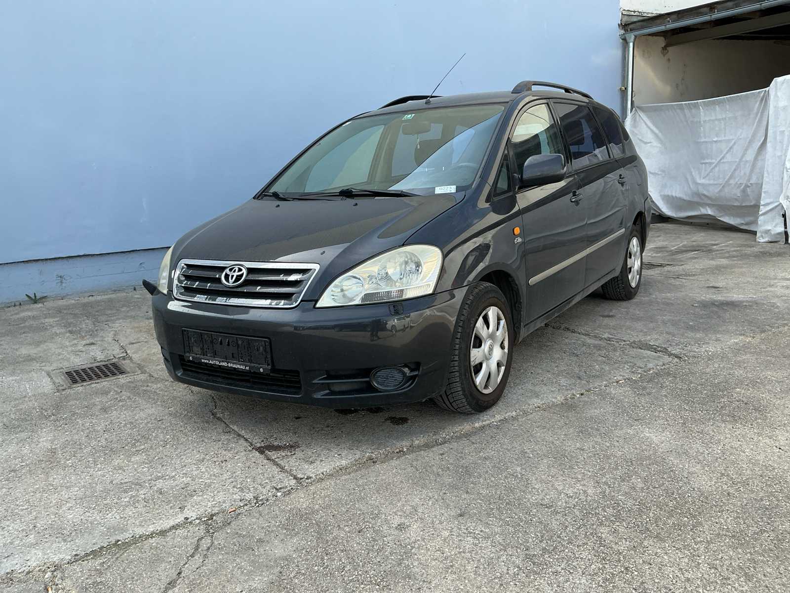 2001 Toyota Avensis Verso