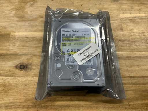 Western Digital 8TB DC HC320