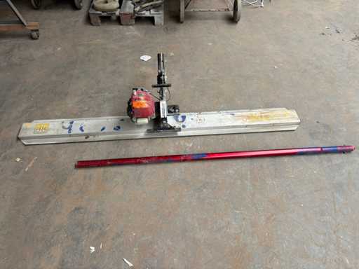 Beton-Fertigkelle/Rüttelbalken