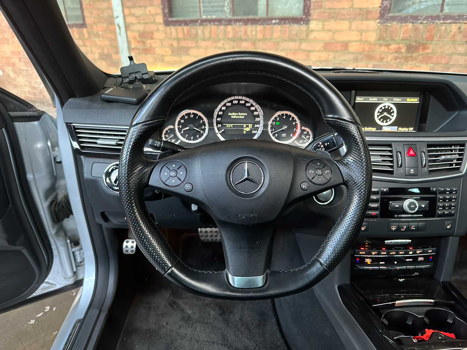 Mercedes-Benz E500 5.5 V8 AMG E-klasse 388pk 2009 -Youngtimer-