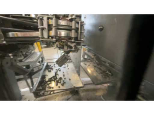 84b1af3b-b71d-431e-9ced-b2d3116f9c63.mp4