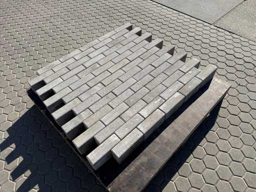 Blocs de béton (environ 46,62 m²)