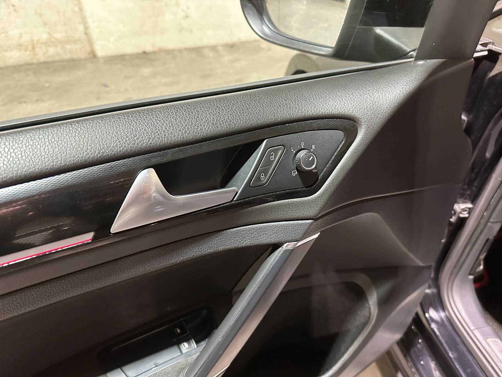 Volkswagen Golf GTI Performance (VII / MK7 / Golf 7) 396pk 2014