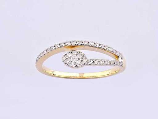 Anello in oro giallo 14 nodi con diamante naturale