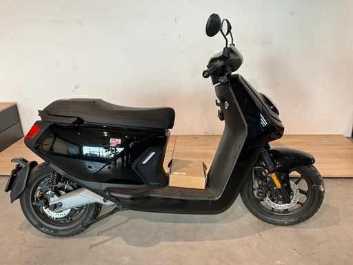 2022 Niu MQi GT E-Roller