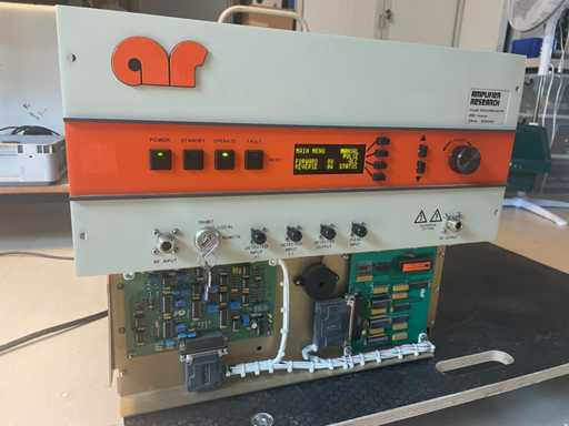 AR - 250A250AM10 - 250W 10Khz-200MHz Versterker