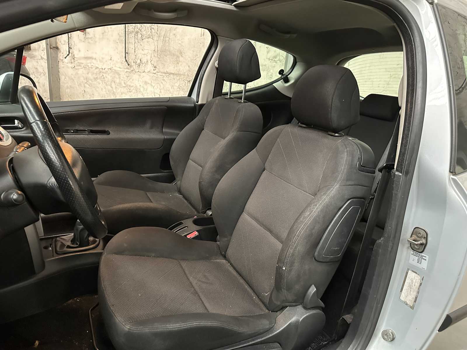 Peugeot 207 1.4 VTi XS Pack 95Pk 2007, 43-SRF-3