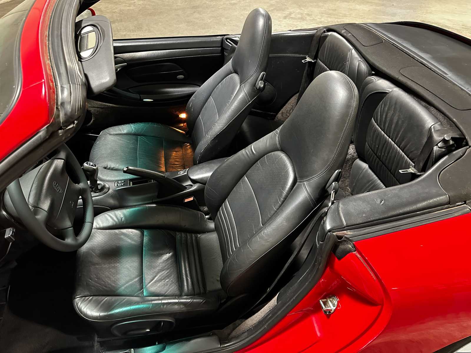 Porsche 911 Cabriolet Carrera 2 996 3.4 300pk 2000 Youngtimer