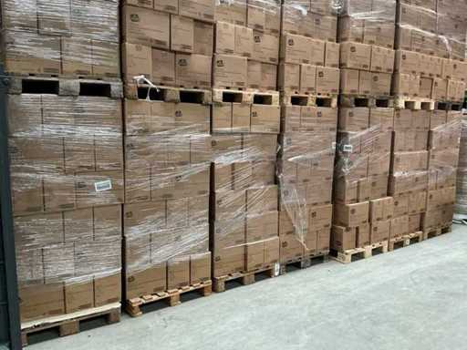Partij Tasty Tinie's - 33 pallets - Volle vracht (10896x) 