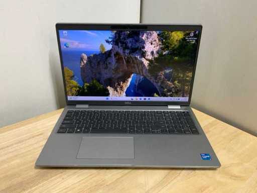 Dell Latitude 5520 Laptop