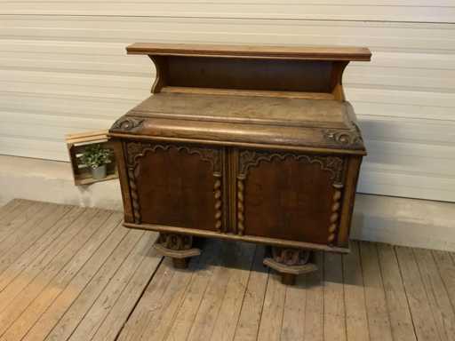 Armadietto per posate asiatico