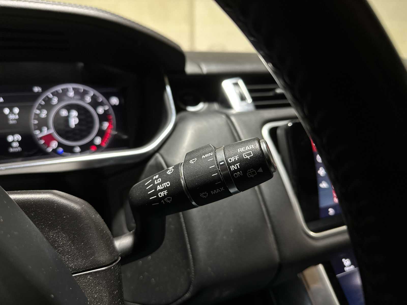 Land Rover Range Rover Sport SVR 5.0 V8 Supercharged FACELIFT 575hp 2018, L-593-LD