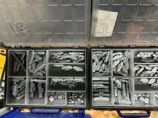 Partia leadów balansujących