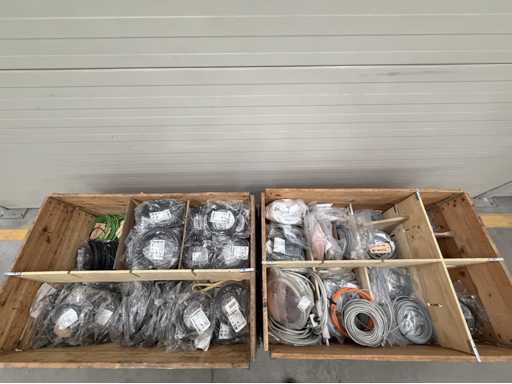   2 palettes de câble