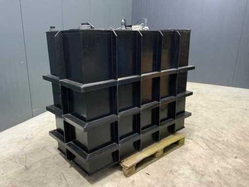 Serbatoio d'acqua in plastica