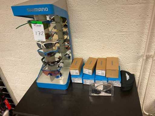 Shimano Fietsbrillen in display