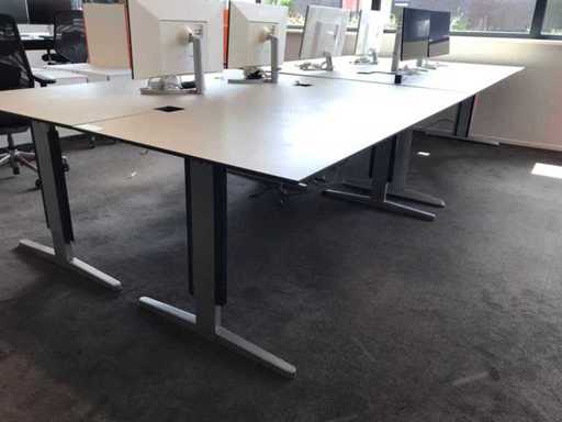 Desk (4x)