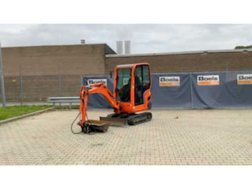 f39db357-6c3b-4ef2-bbfc-522d98833dc9.mp4