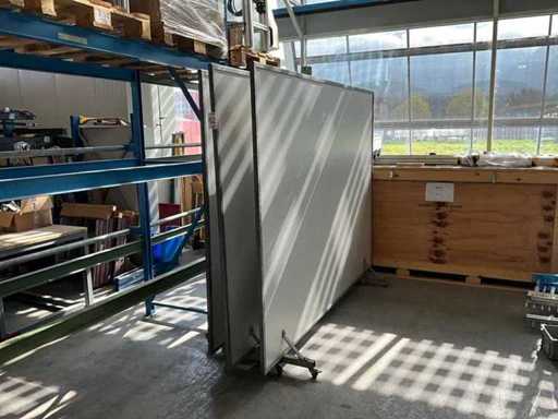 Tray wall on castors (4x)