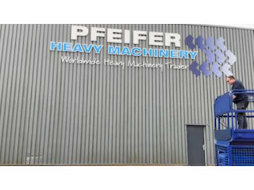 bbe5320a-8e6e-41be-b22a-47009a308e3b.mp4