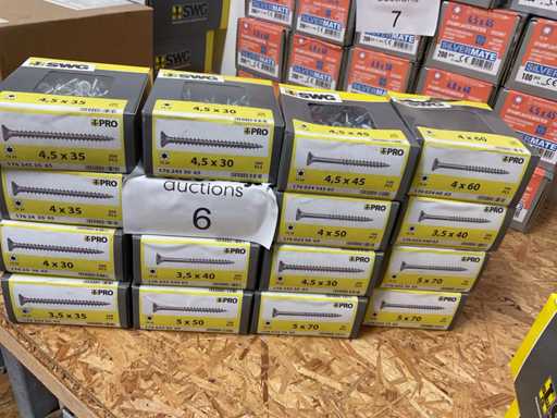 16 dozen spaanplaatschroeven