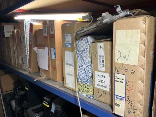 Diverse radiatoren en condensatoren (17x)