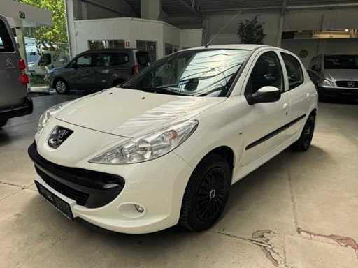 2010 Peugeot  206+ - 93000 km - 1ste eigenaar