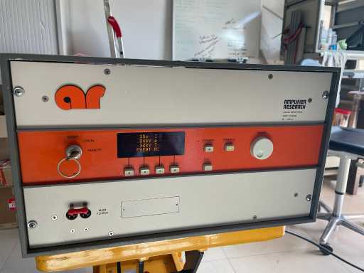 VERSTERKERONDERZOEK - 200T2G4 - Versterker