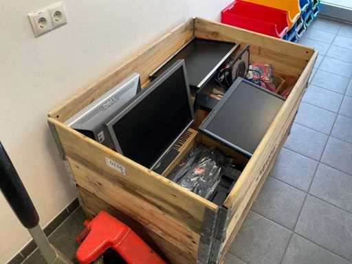 Assortiment IT-hardware, sommige in originele verpakking