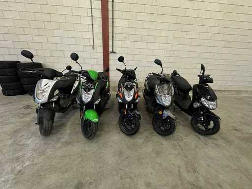 5 scutere - Kymco Agility - SYM - Kymco Vitality