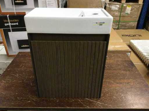 Fontaine avec meuble