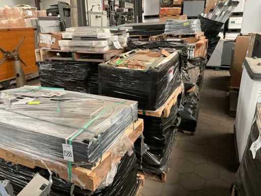 Stacja robocza w cz??ciach