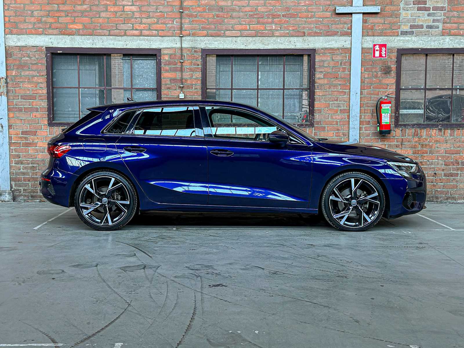 Audi A3 Sportback 35 TFSI Business edition 150hp 2020 (Original-NL + 1st owner), J-594-JG