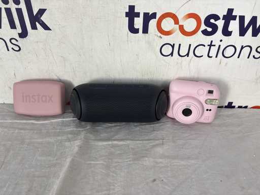 Fujifilm Instax Mini 12 – Instant camera | Fujifilm Instax Mini Link 3 – Pocket printer | LG PL7 – Bluetooth speaker