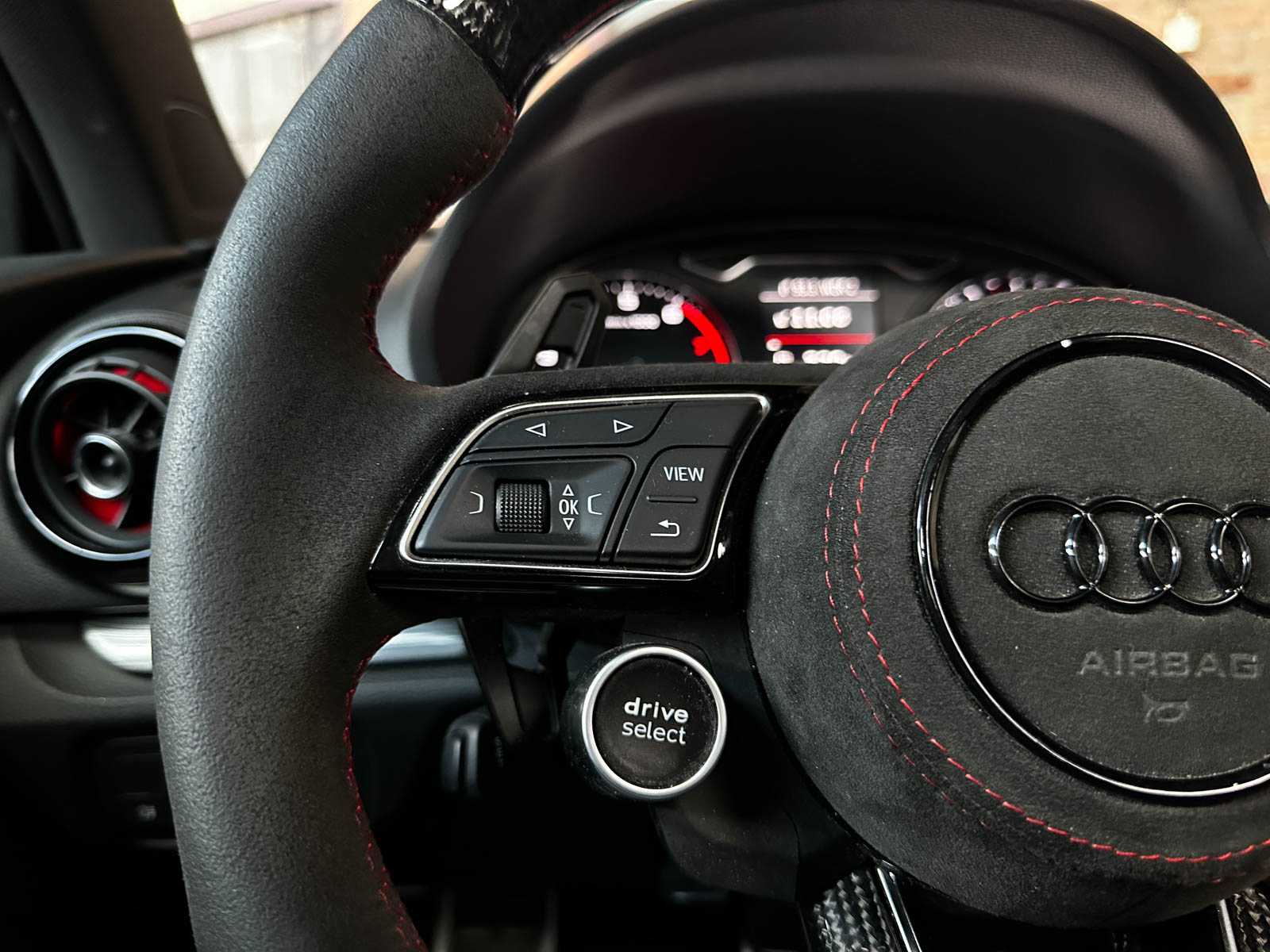 Audi A3 (RS3-LOOK) 1.8 TFSI 250pk 2015, G-248-DP