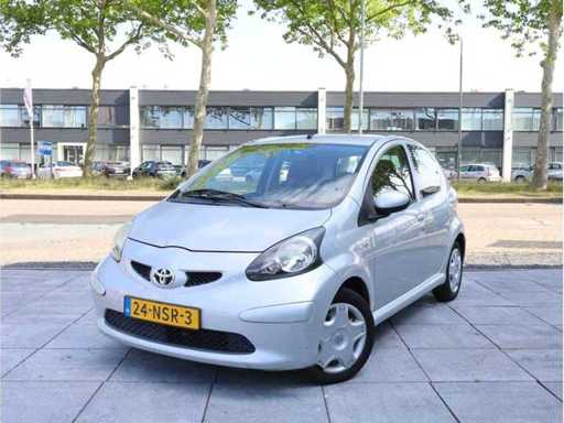 Toyota Aygo 1.0-12V + Automatik 2008, 24-NSR-3