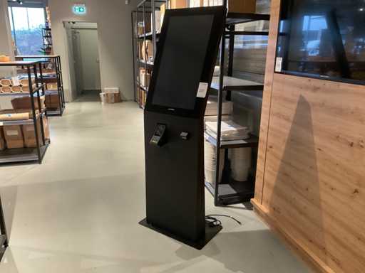 Terminal Prestop Webshop cu bancomat ?i scaner